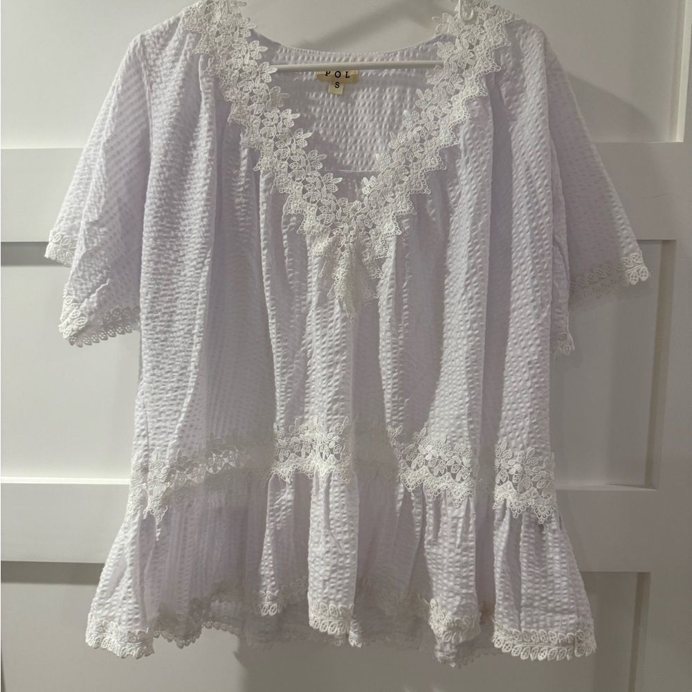 New Pol White Lace boho feminine Trimmed Top size small oversized